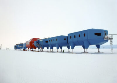 Halley VI_Base-Scientifica-Britannica_by-Hugh-Broughton-Architects -CC-BY-SA-4.0